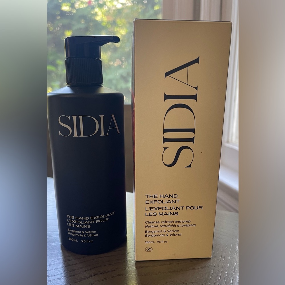 NEW in box Sidia-The hand exfoliant.